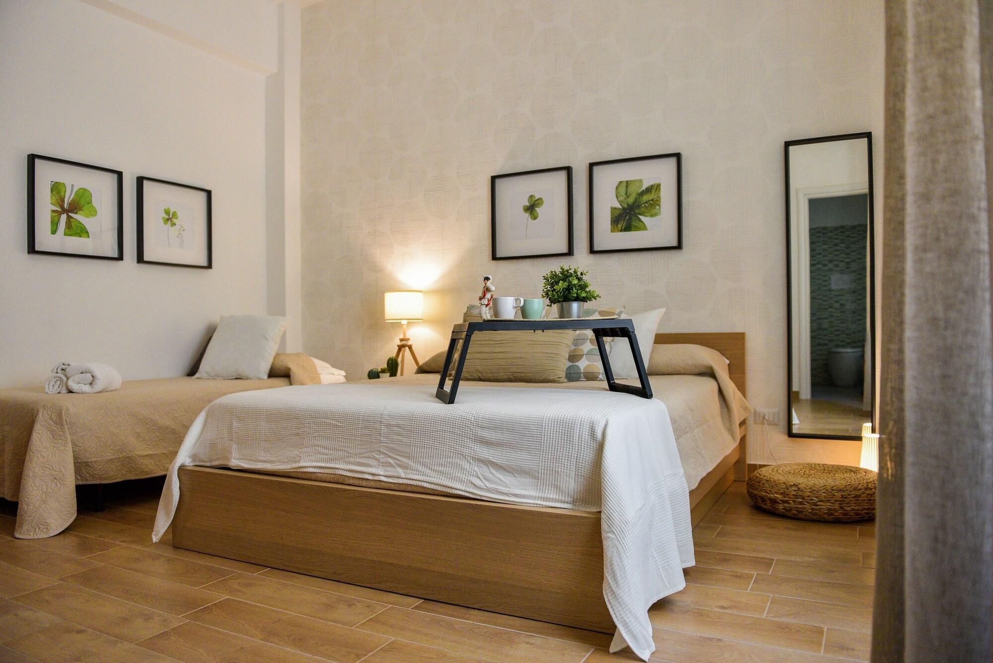 บี แอนด์ บี ปอร์ตาฟอร์ตูนา ลัคกี้ ชาร์ม Bed & Breakfast ซาแลร์โน ภายนอก รูปภาพ