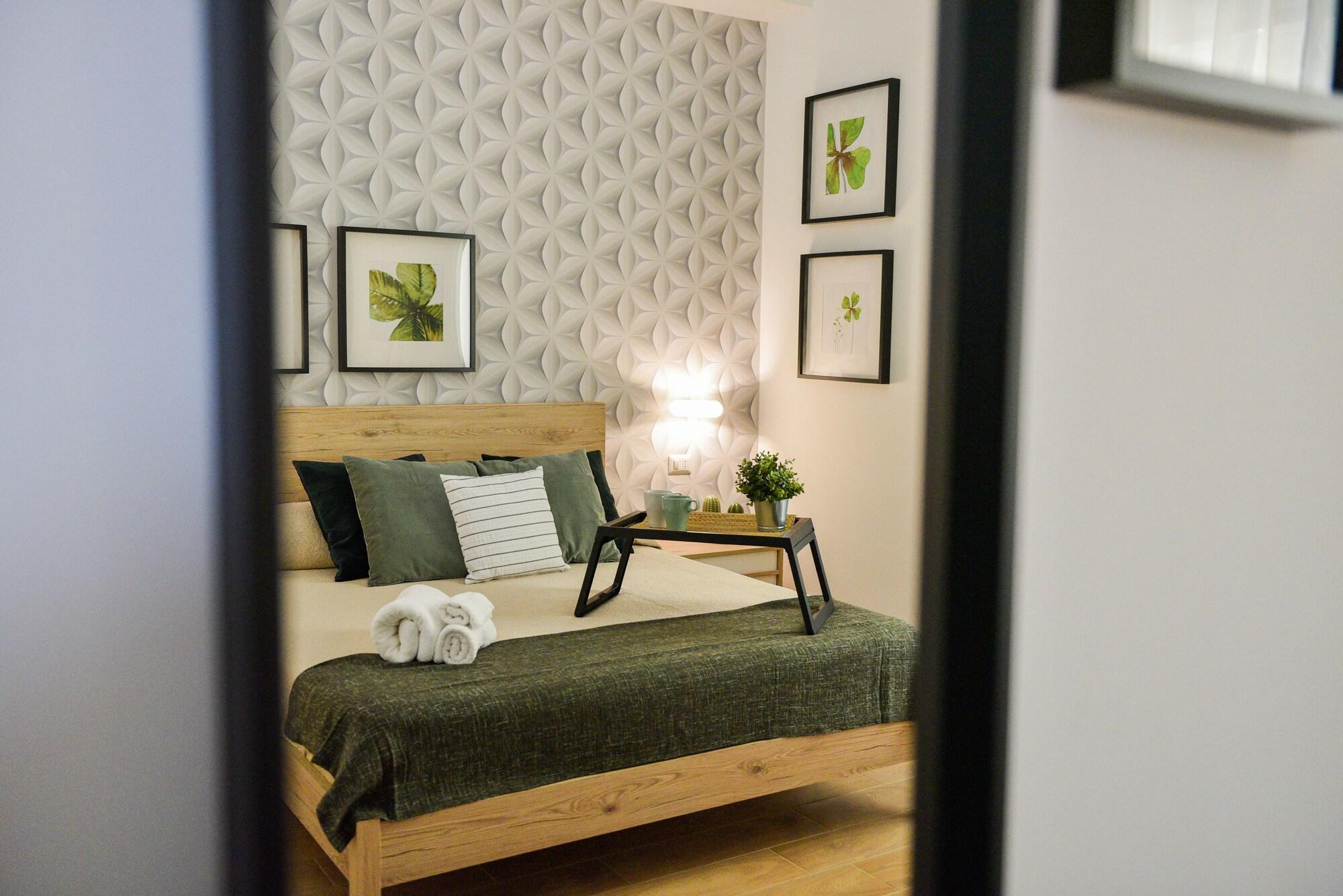 บี แอนด์ บี ปอร์ตาฟอร์ตูนา ลัคกี้ ชาร์ม Bed & Breakfast ซาแลร์โน ภายนอก รูปภาพ
