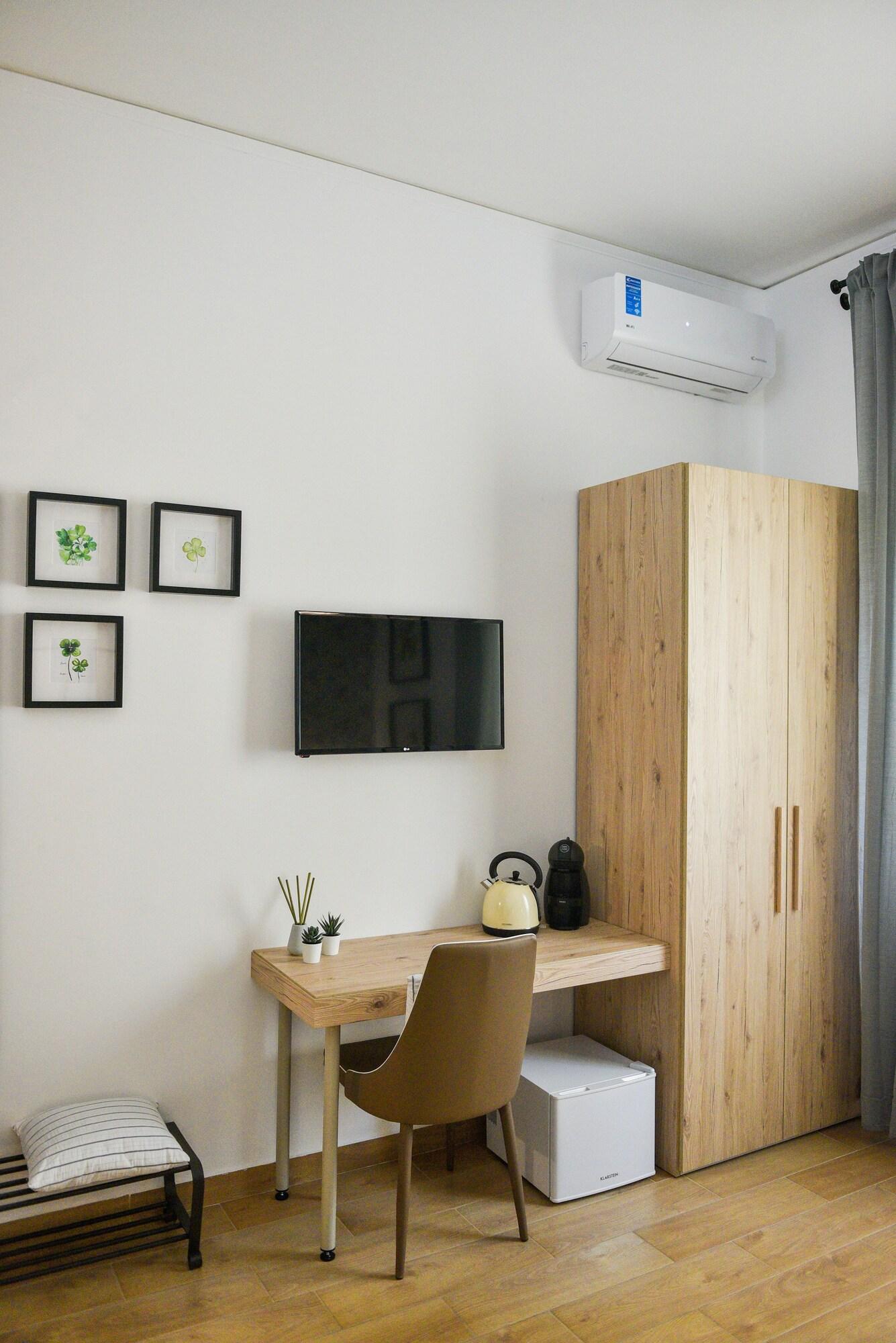 บี แอนด์ บี ปอร์ตาฟอร์ตูนา ลัคกี้ ชาร์ม Bed & Breakfast ซาแลร์โน ภายนอก รูปภาพ