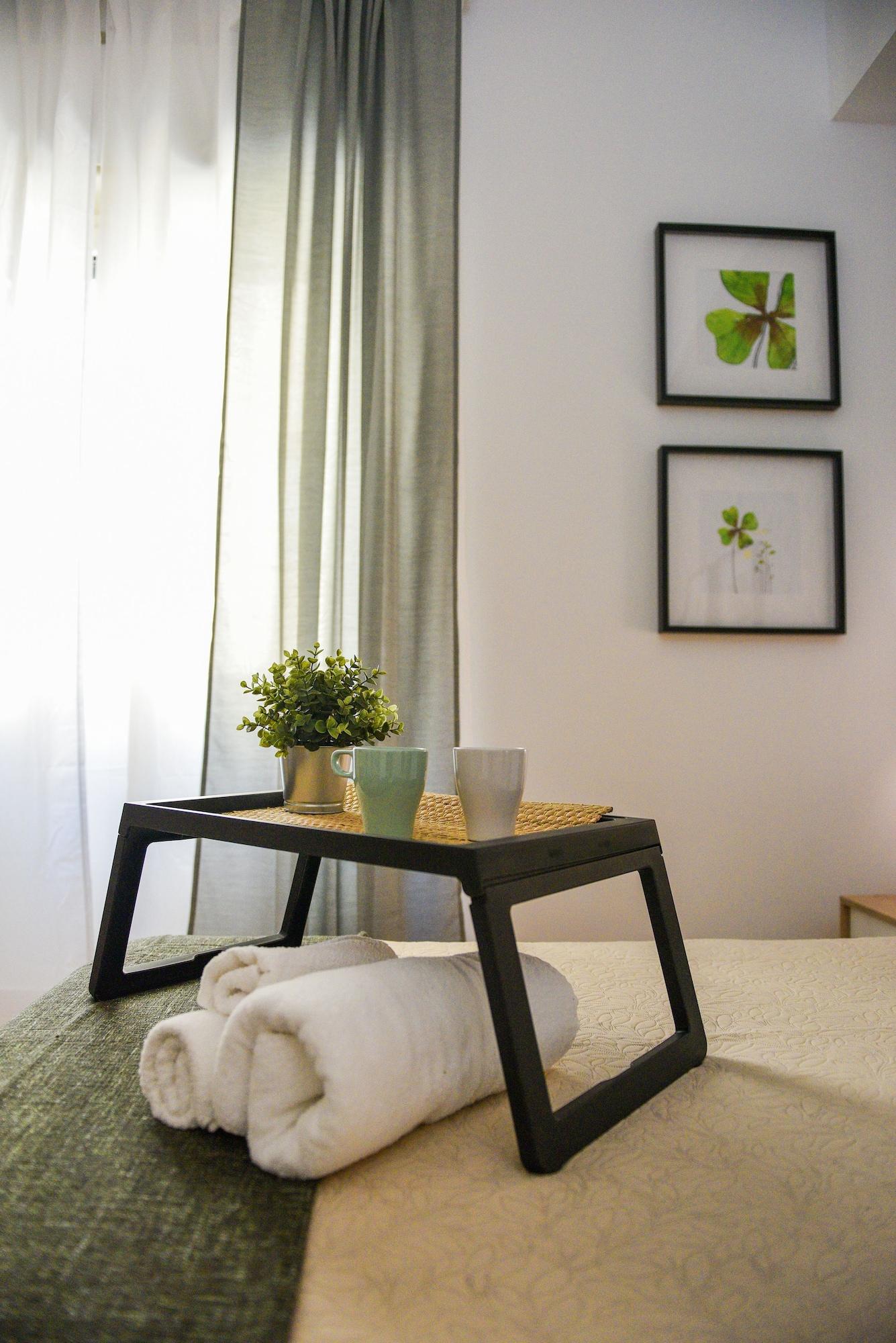 บี แอนด์ บี ปอร์ตาฟอร์ตูนา ลัคกี้ ชาร์ม Bed & Breakfast ซาแลร์โน ภายนอก รูปภาพ